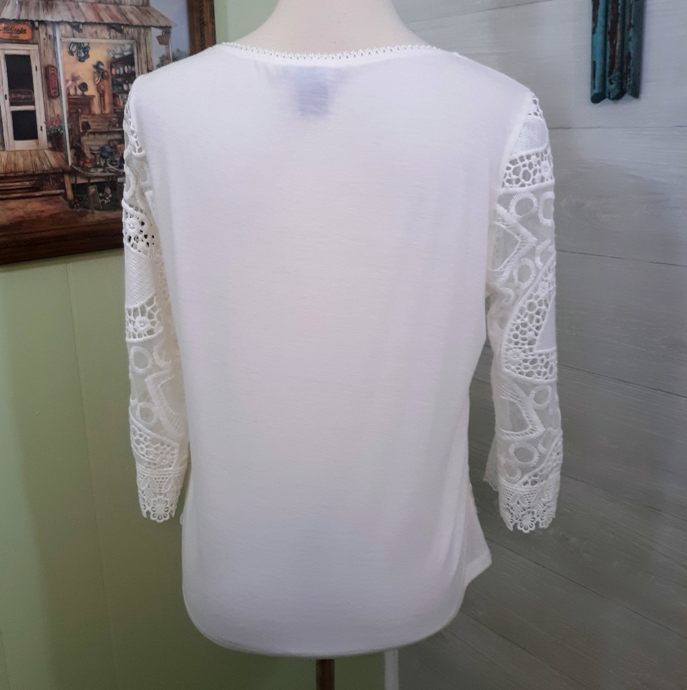 Lauren Michelle lace hearts top blouse sz small *G - Picture 2 of 6